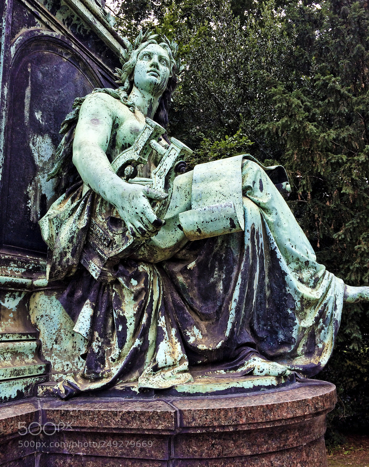 Apple iPhone 5s sample photo. Statue duesseldorf photography