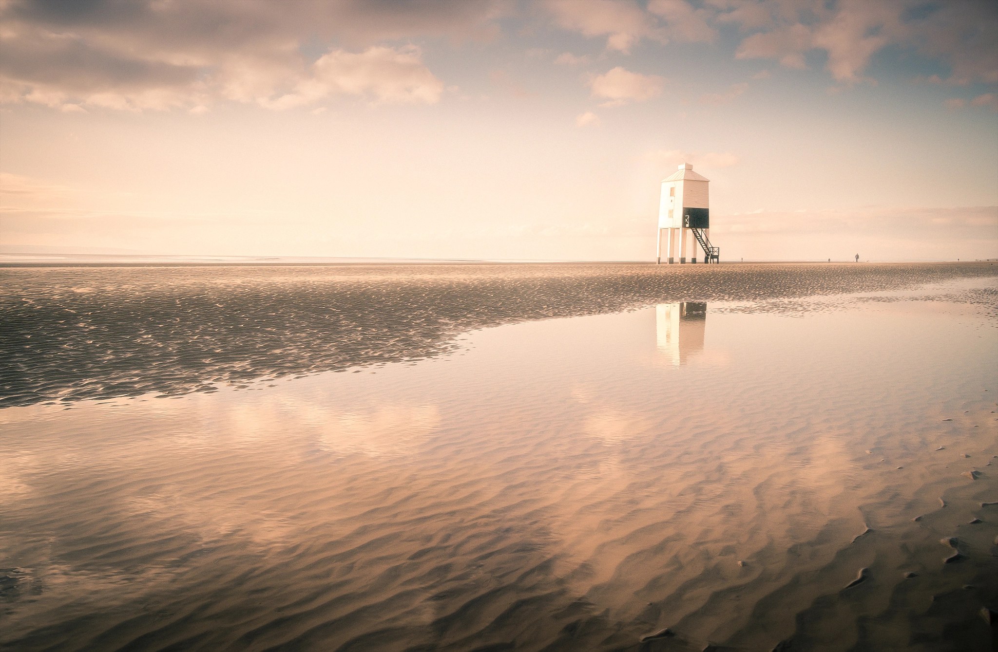 Panasonic Lumix DMC-GX1 sample photo. The lonely sea and the sky photography