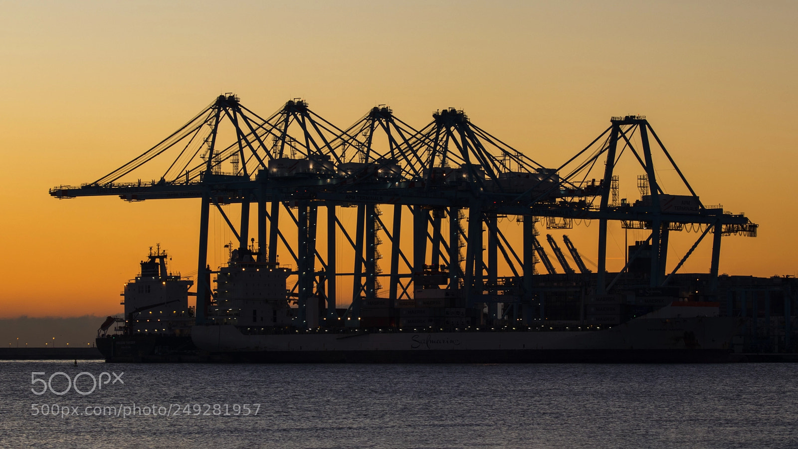 Canon EOS 80D sample photo. At dawn photography