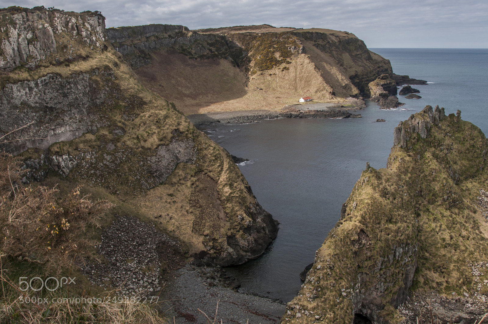 Nikon D300S sample photo. Port moon bothy, dunseverick photography
