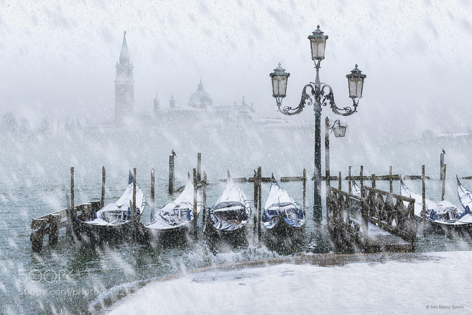Nikon D810 sample photo. Snowy venice photography