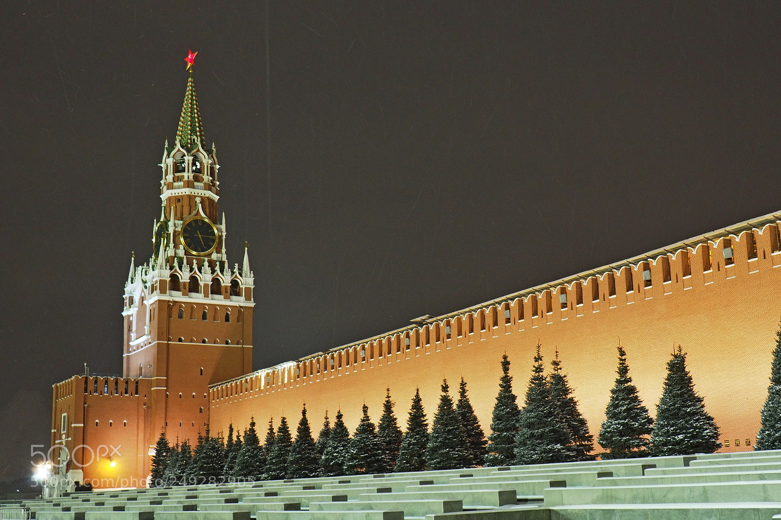 Olympus OM-D E-M10 sample photo. The spasskaya tower photography