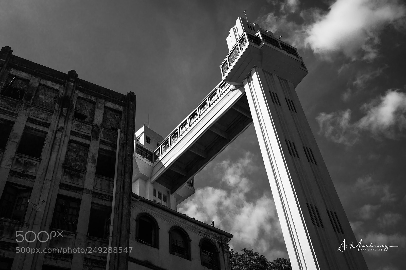 Canon EOS 5D Mark IV sample photo. Elevador lacerda photography