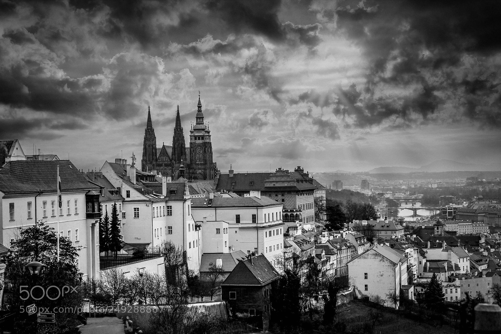 Canon EOS 550D (EOS Rebel T2i / EOS Kiss X4) sample photo. Prague city from castle photography