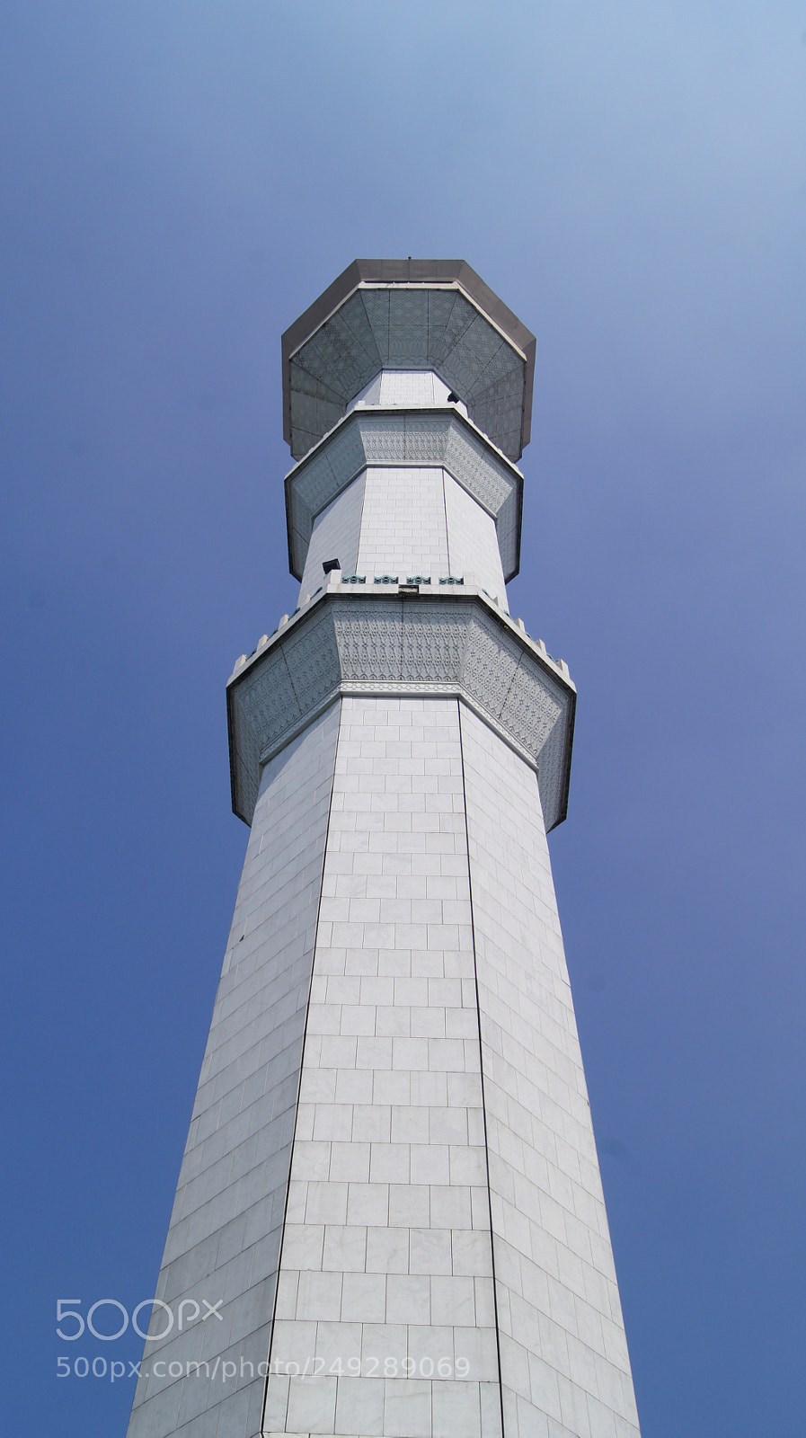 Sony SLT-A33 sample photo. Mosque tower photography