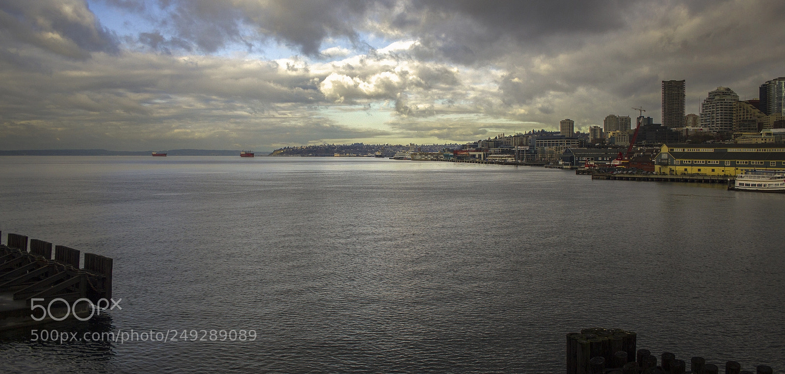 Canon EOS 550D (EOS Rebel T2i / EOS Kiss X4) sample photo. Seattle waterfront photography