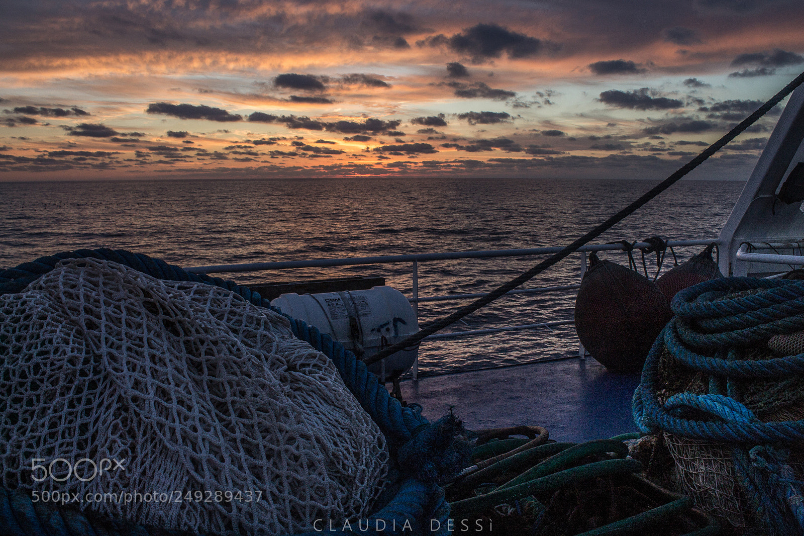 Canon EOS 1100D (EOS Rebel T3 / EOS Kiss X50) sample photo. Sunset on a fishing photography