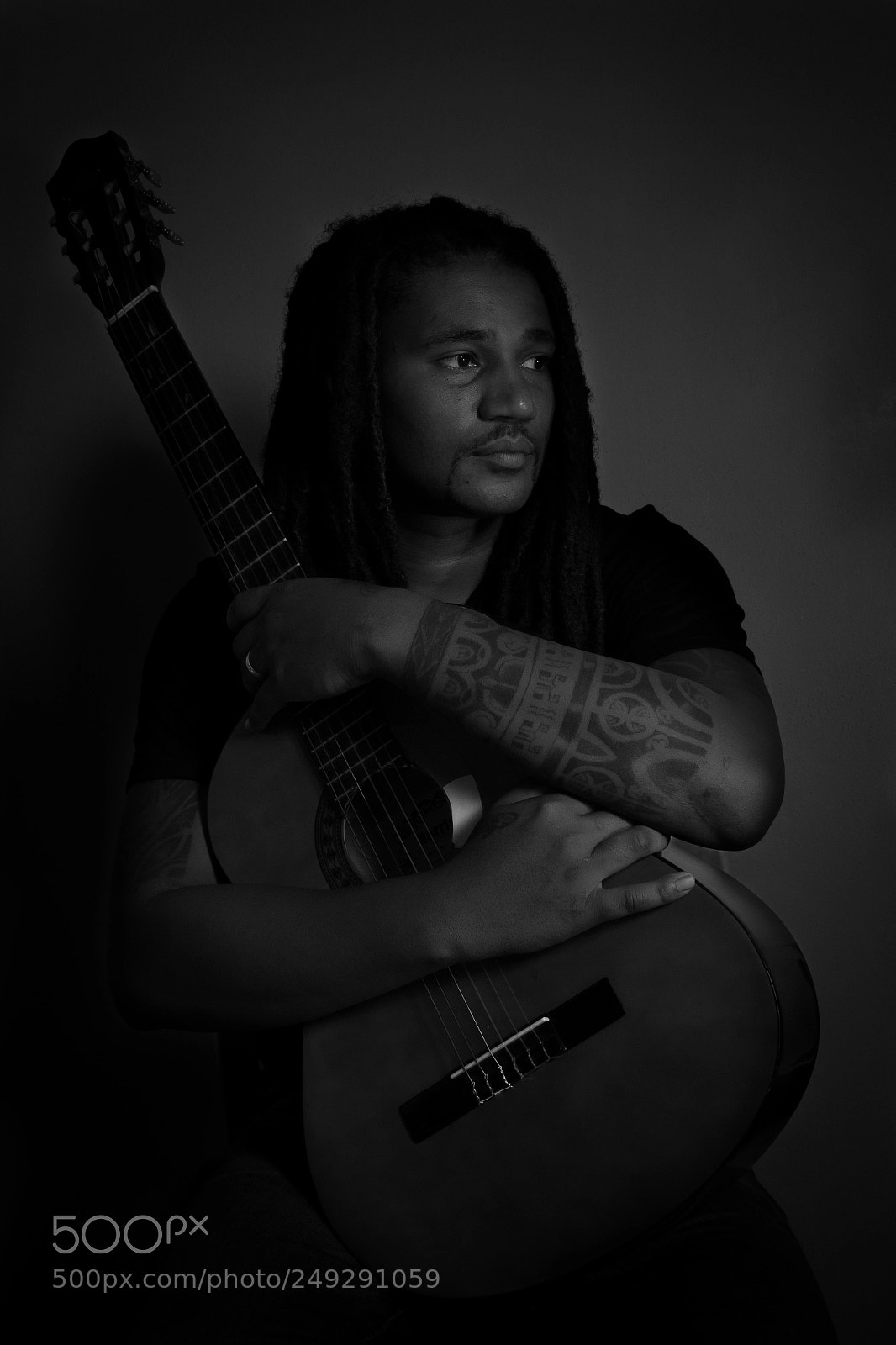 Canon EOS 700D (EOS Rebel T5i / EOS Kiss X7i) sample photo. The musician photography