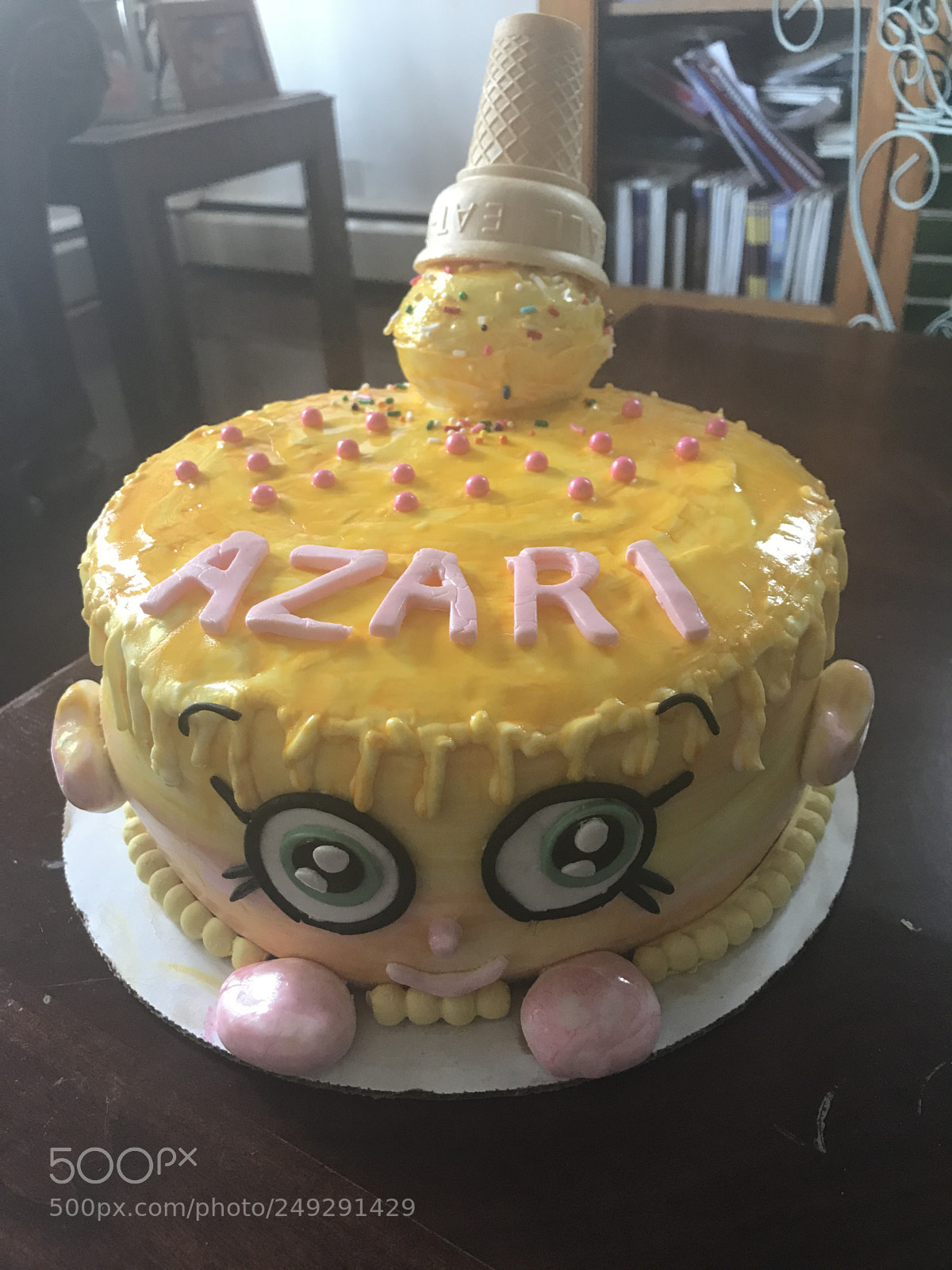Apple iPhone 7 sample photo. Birthday drip cake photography