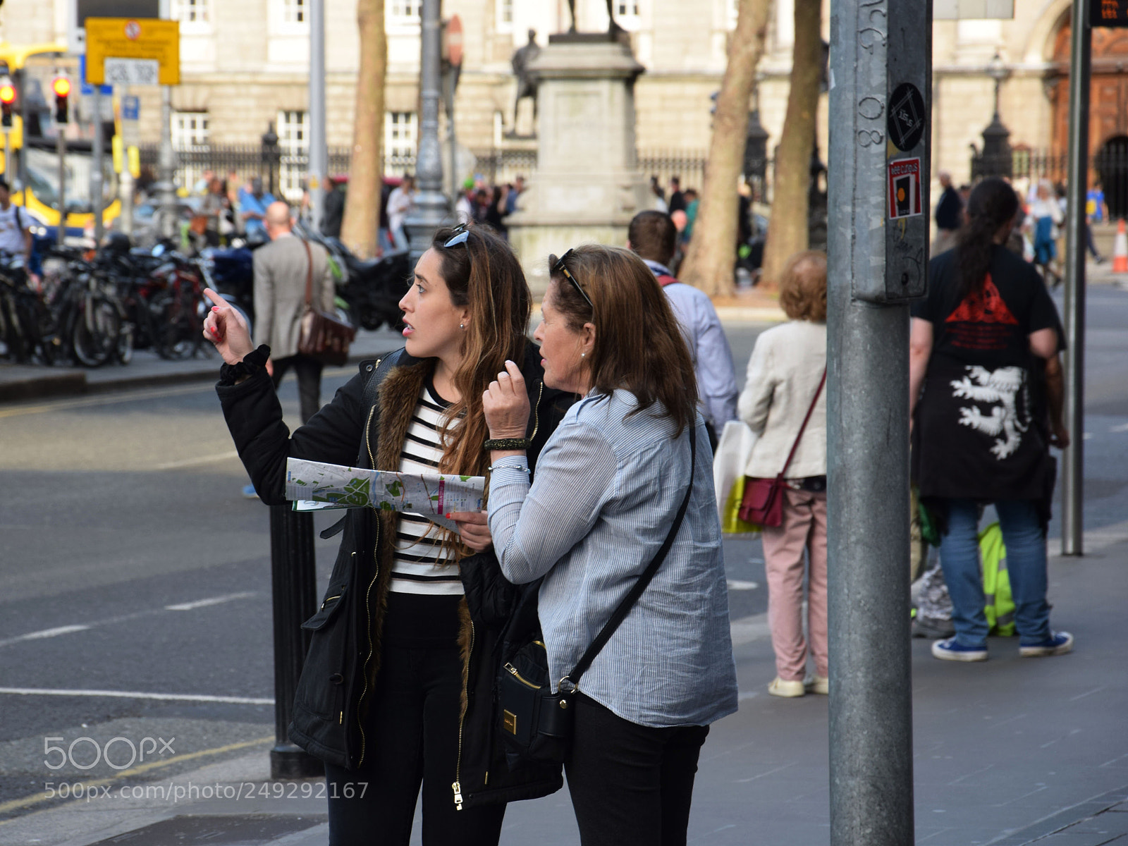 Nikon D5300 sample photo. Woman with map photography