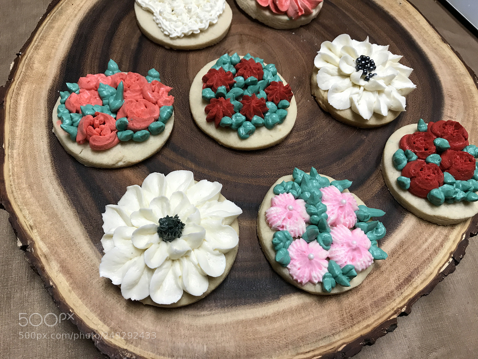 Apple iPhone 7 sample photo. Buttercream cookies photography