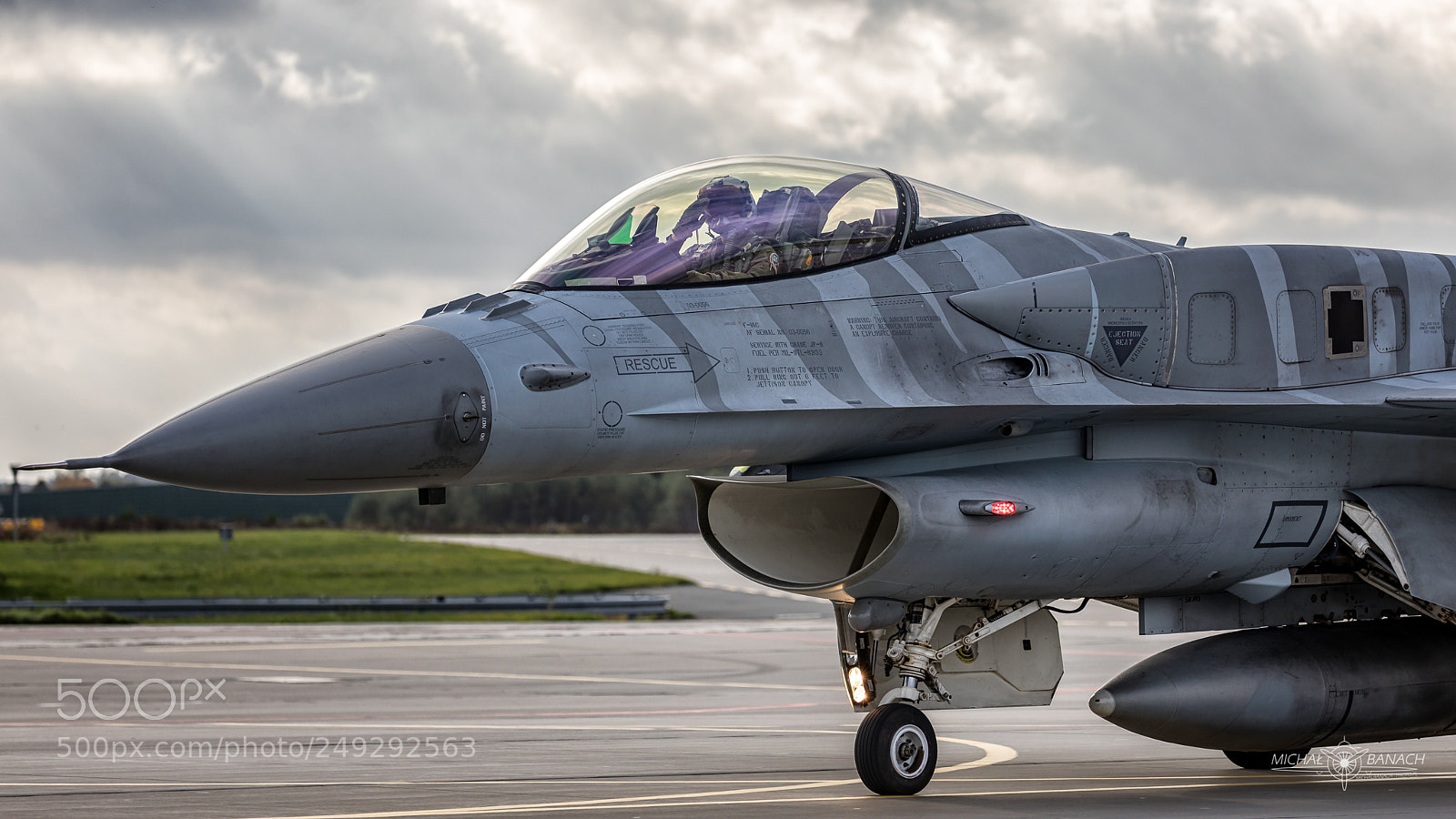 Canon EOS 5D Mark IV sample photo. Lockheed martin f-16c jastrz photography