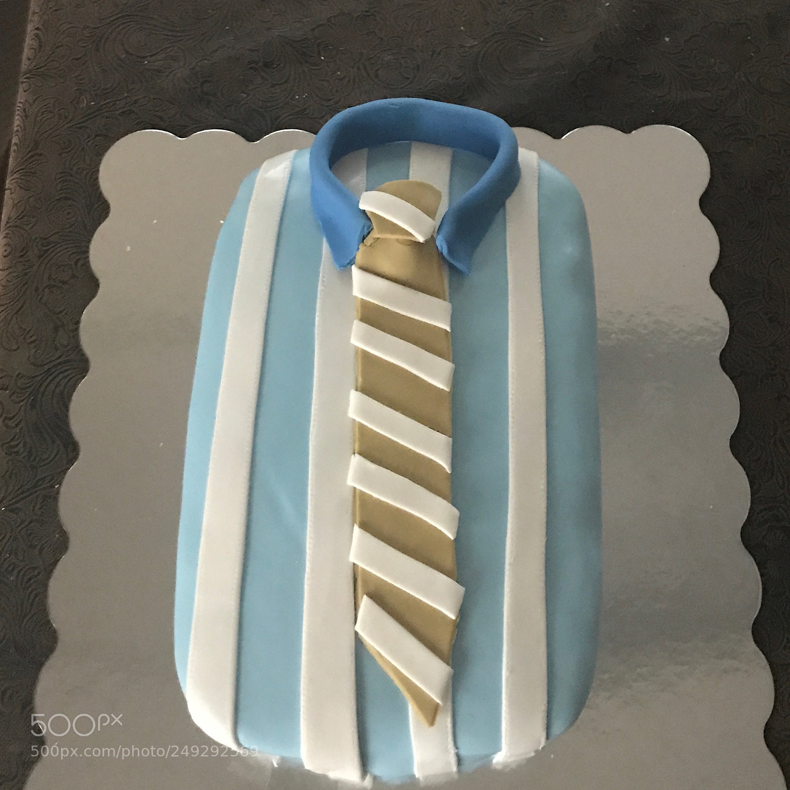 Apple iPhone 7 sample photo. Father’s day cake photography