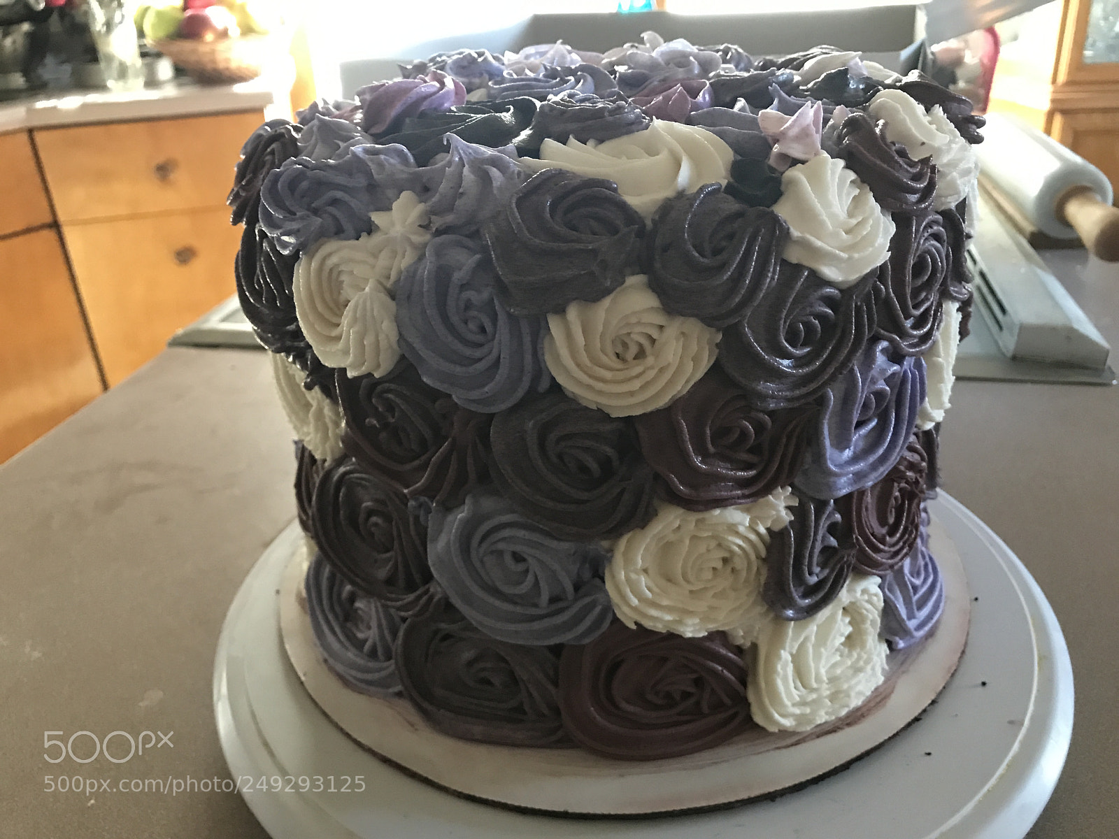 Apple iPhone 7 sample photo. Rosette cake photography