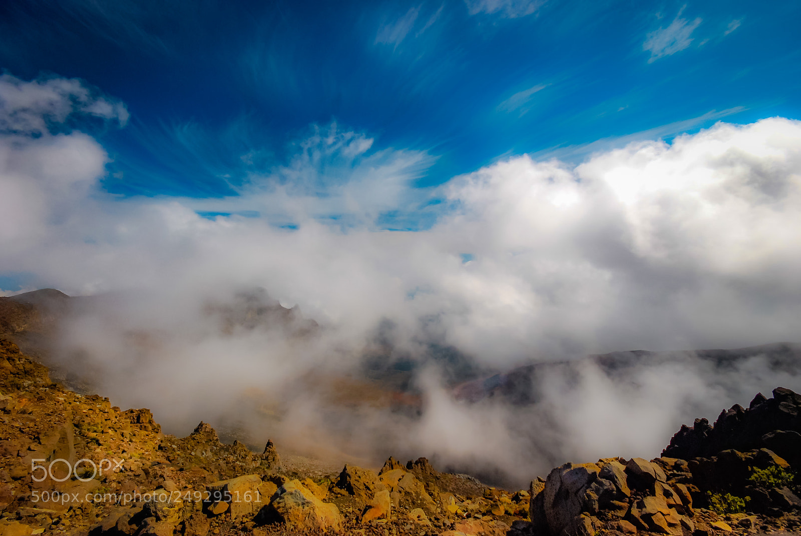 Nikon D80 sample photo. Clouds in haleakala photography