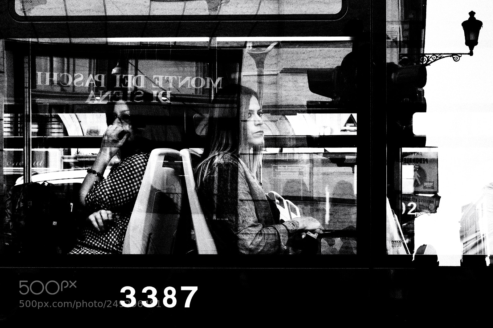 Sony a6500 sample photo. Two women on the photography