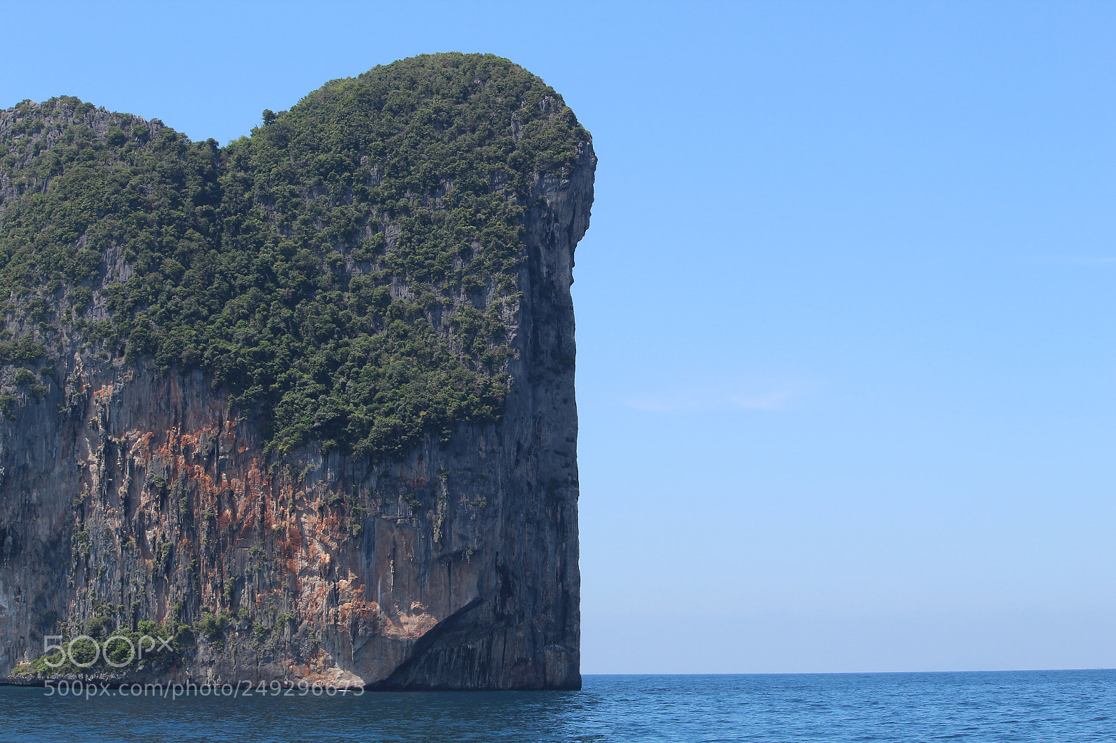 Canon EF-S 55-250mm F4-5.6 IS II sample photo. Ocean of sorrow  photography