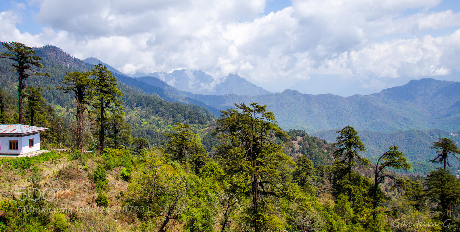 Nikon D7000 sample photo. Overlooking the valley photography