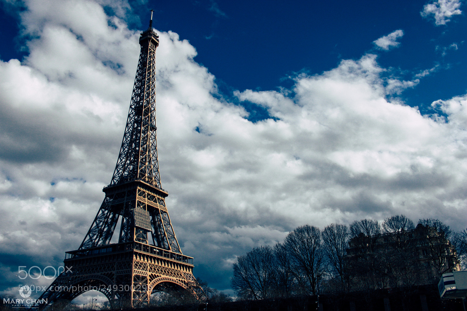 Canon EOS 500D (EOS Rebel T1i / EOS Kiss X3) sample photo. Eiffel tower. photography