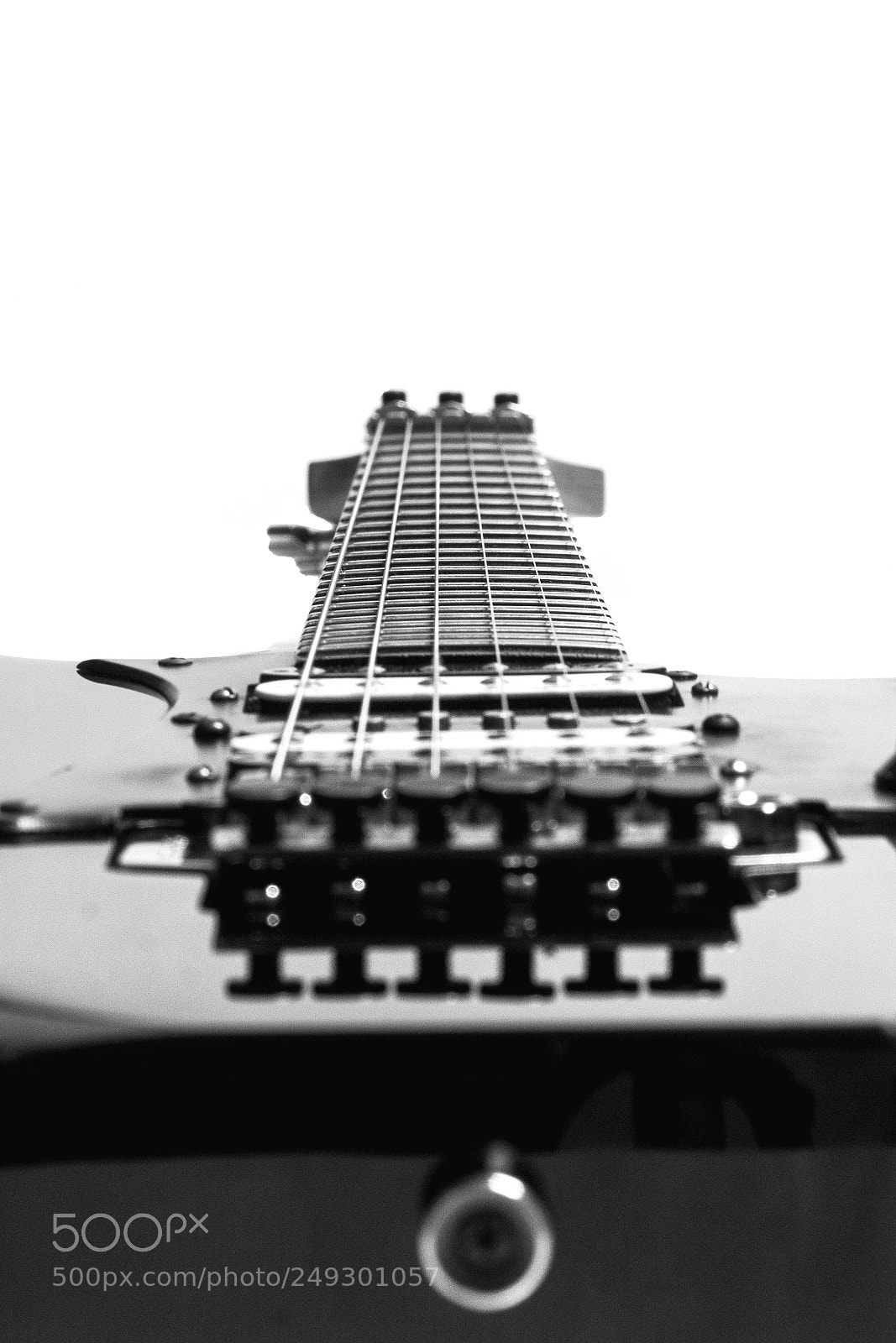 Canon EOS 600D (Rebel EOS T3i / EOS Kiss X5) sample photo. The fretboard road photography