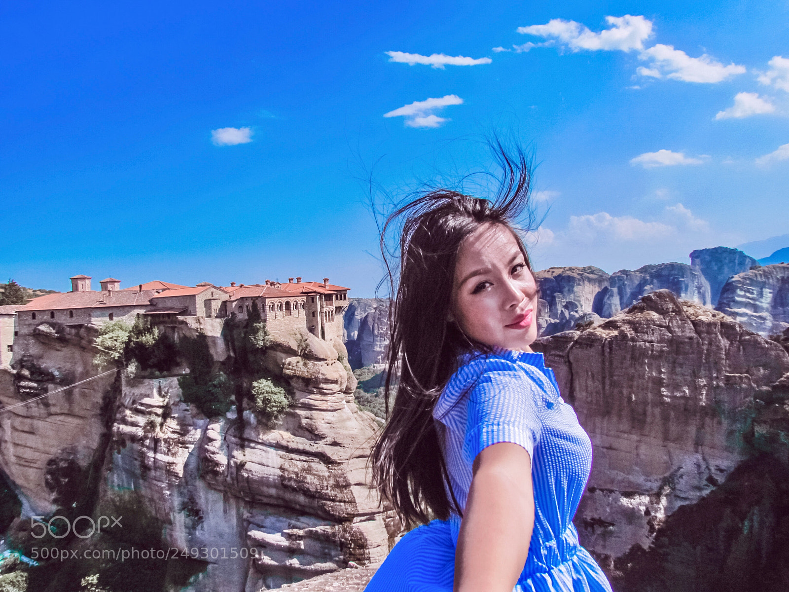 Canon PowerShot SX30 IS sample photo. Woman at the top photography