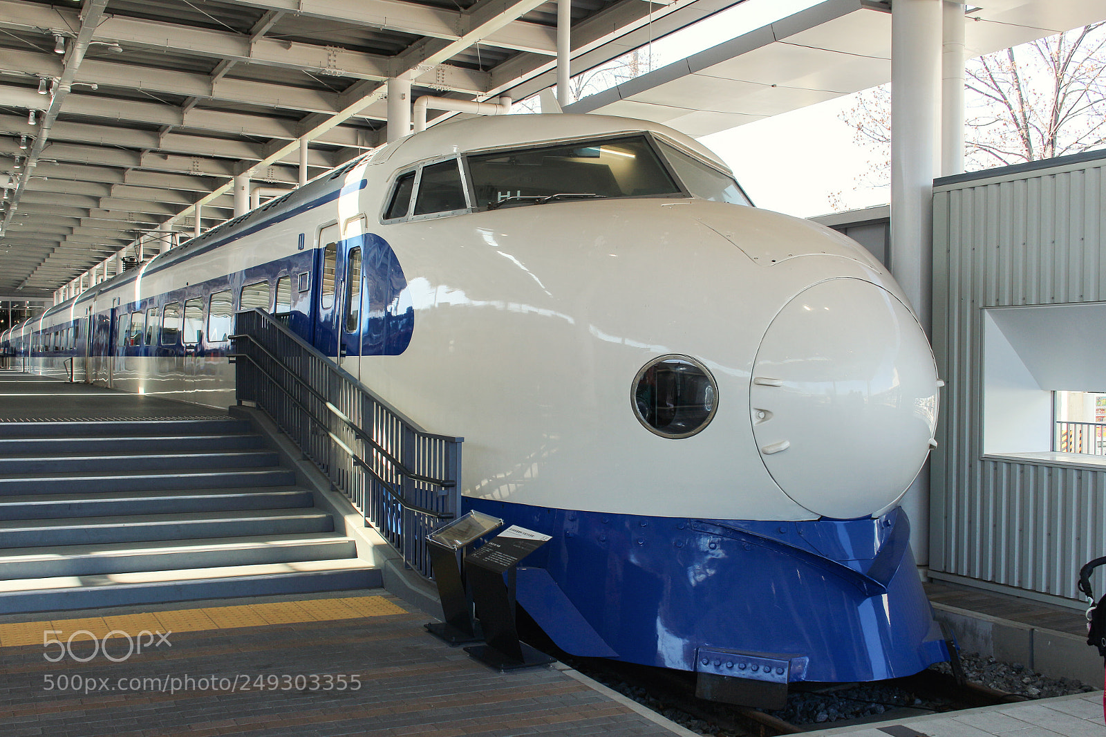 Canon EOS 100D (EOS Rebel SL1 / EOS Kiss X7) sample photo. 0 series shinkansen train photography