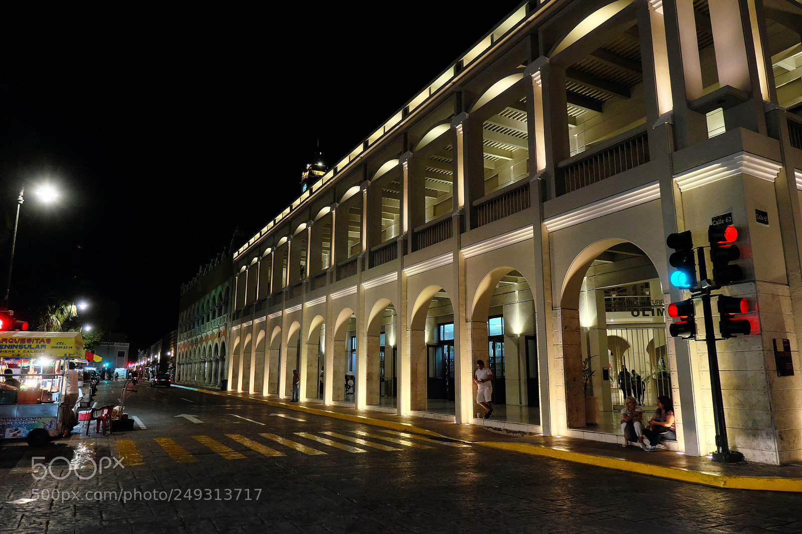 Fujifilm X-T1 sample photo. Nocturna de merida, mexico. photography