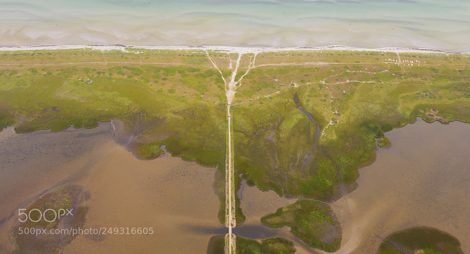 Canon EOS 5D Mark IV sample photo. Beach from above photography