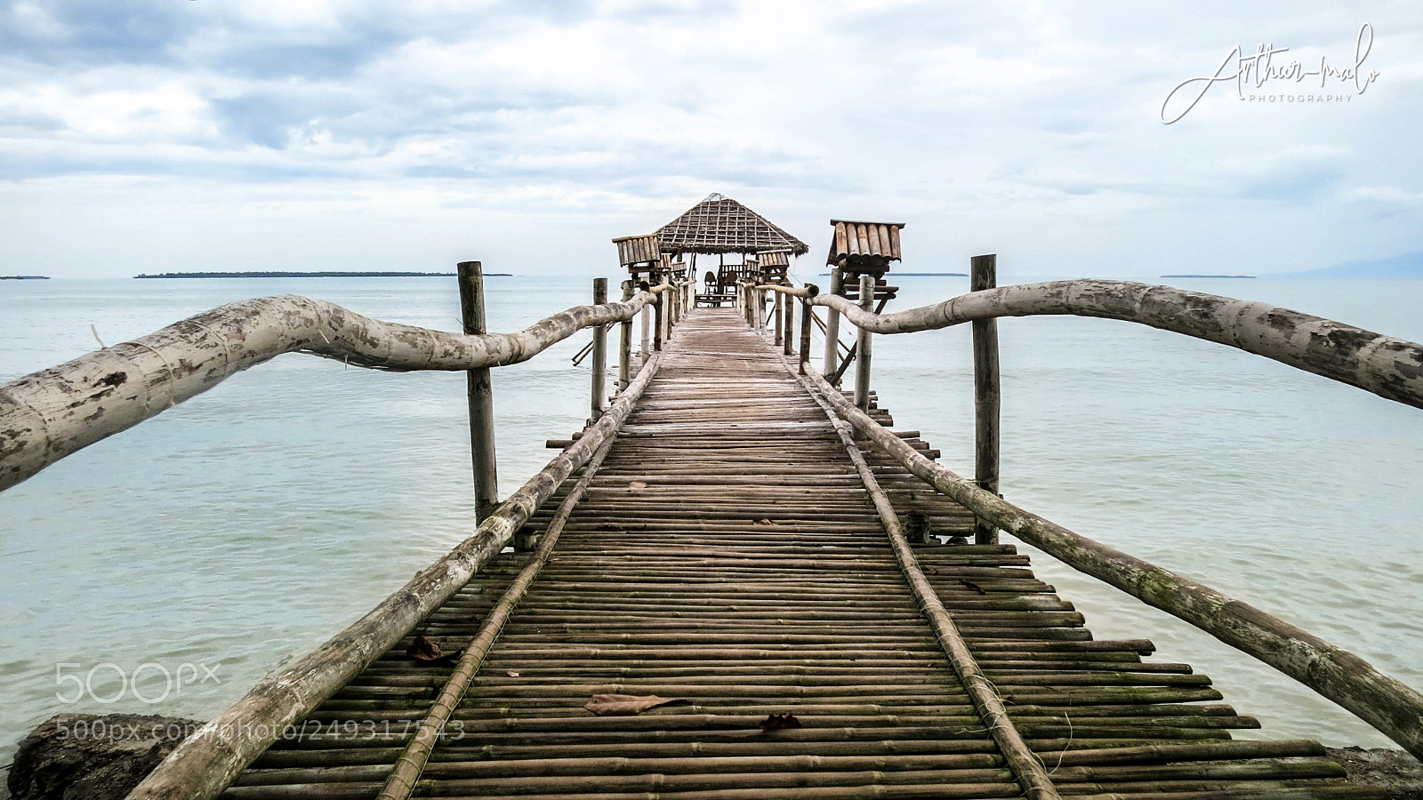 Canon PowerShot S100 sample photo. Traditional dock photography