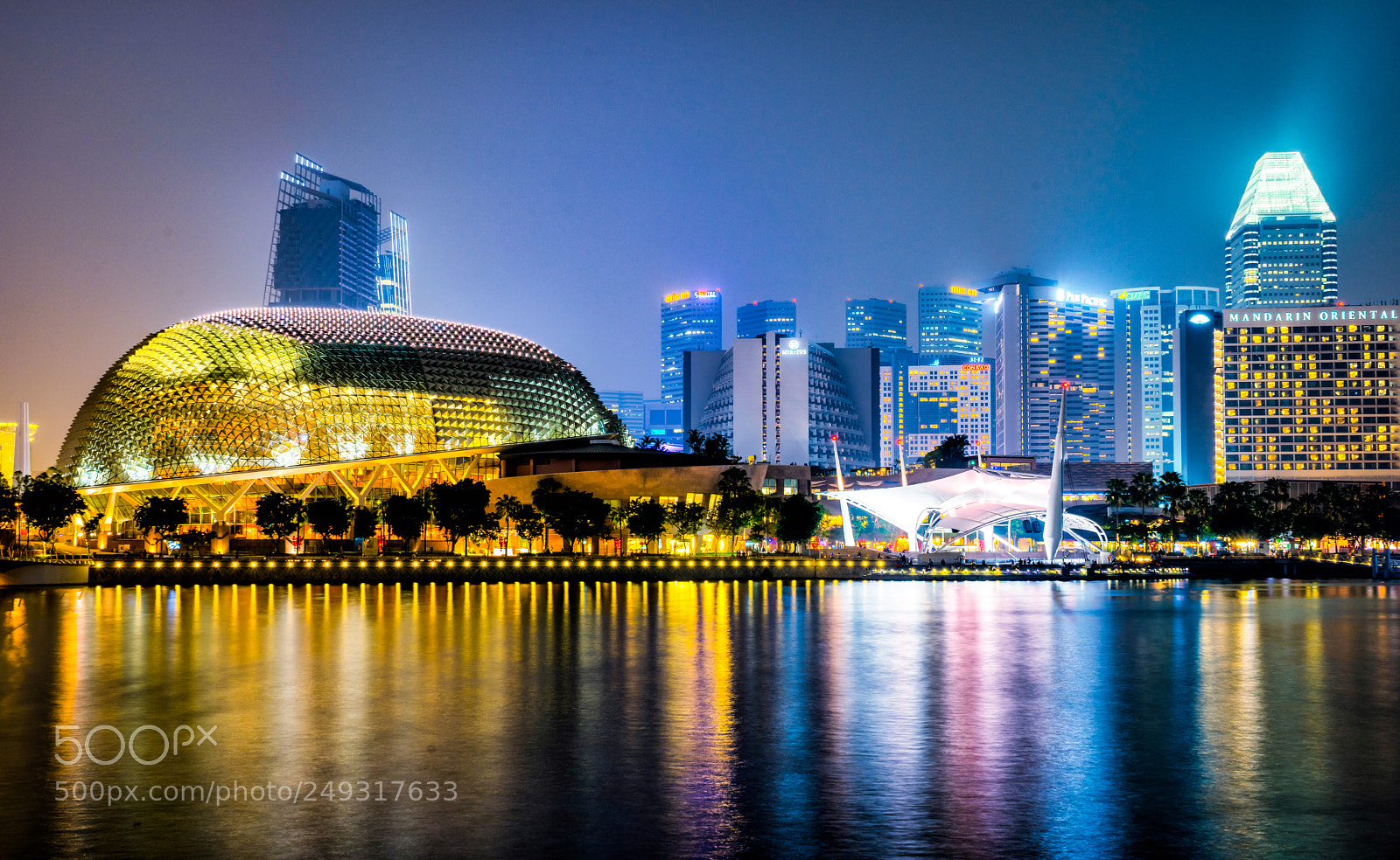 Sony a7R sample photo. Streaks photography