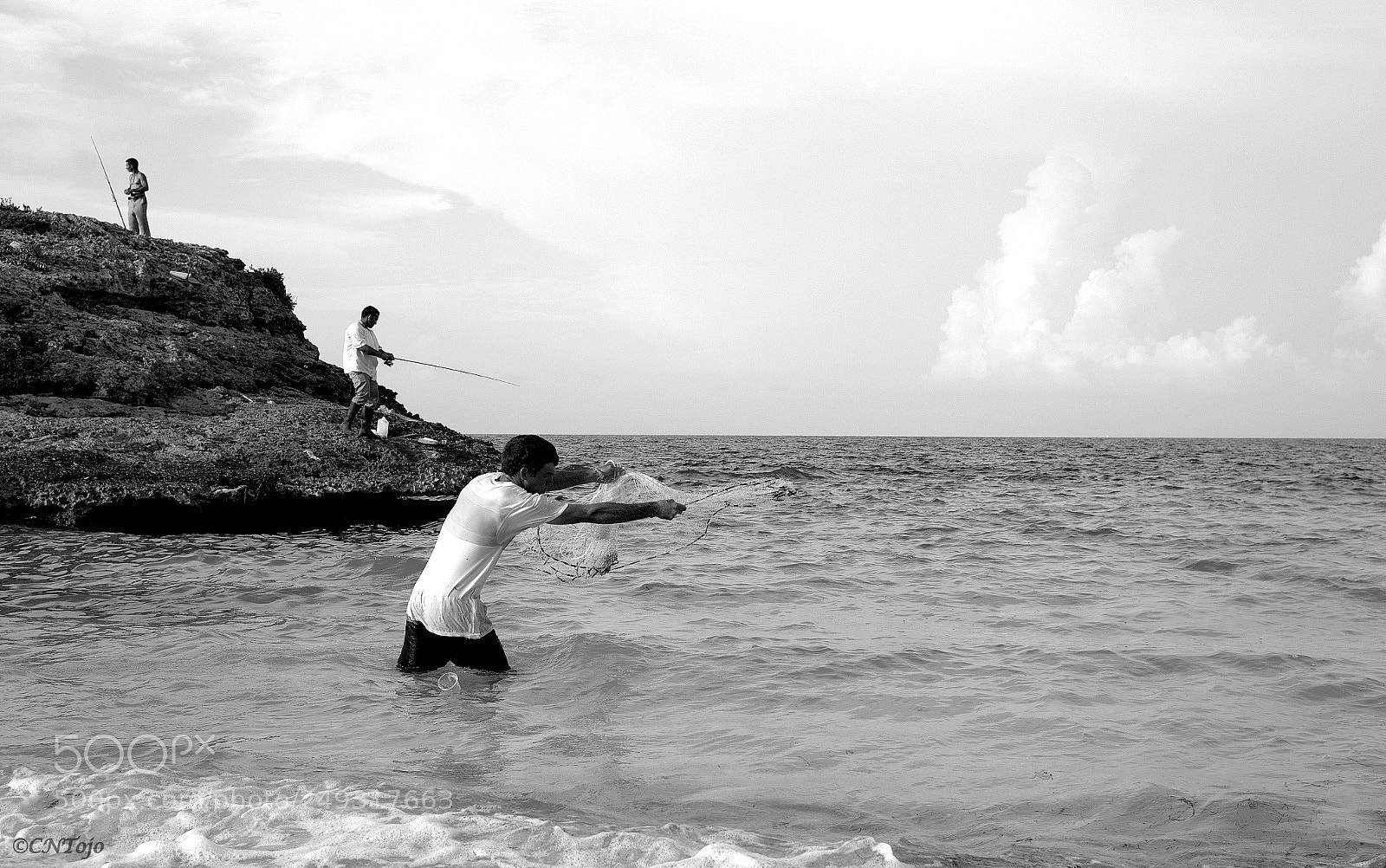 Nikon D610 sample photo. Fishing for survive photography