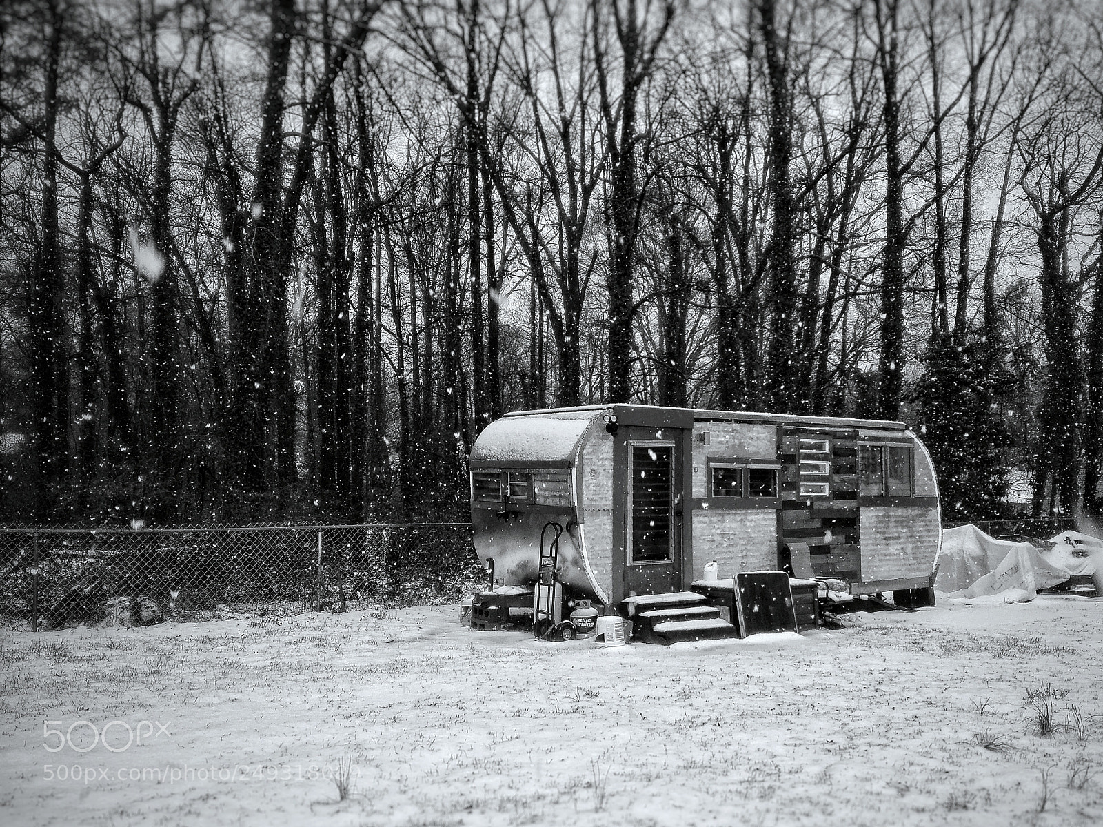 HUAWEI Y6II sample photo. Tinyhouse in the snow. photography