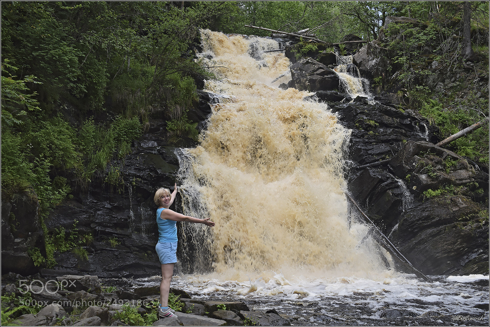 Nikon D5300 sample photo. Galya and the waterfall photography