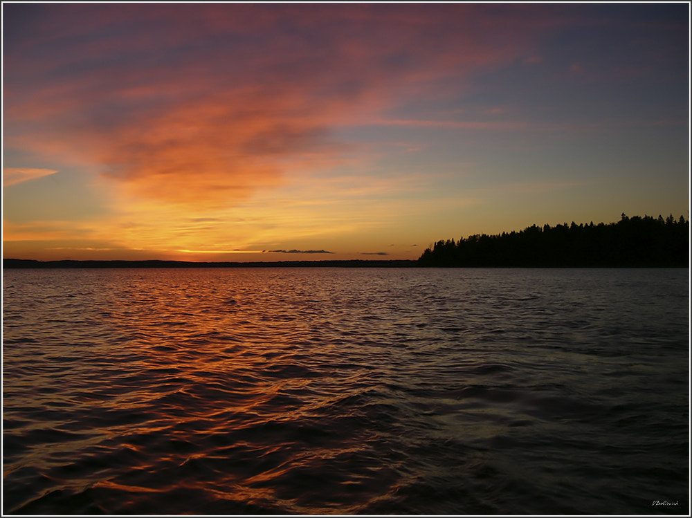 Panasonic DMC-LC70 sample photo. Karelian sunset photography