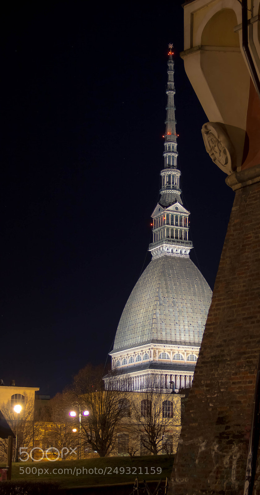 Canon EOS 600D (Rebel EOS T3i / EOS Kiss X5) sample photo. Mole antonelliana photography