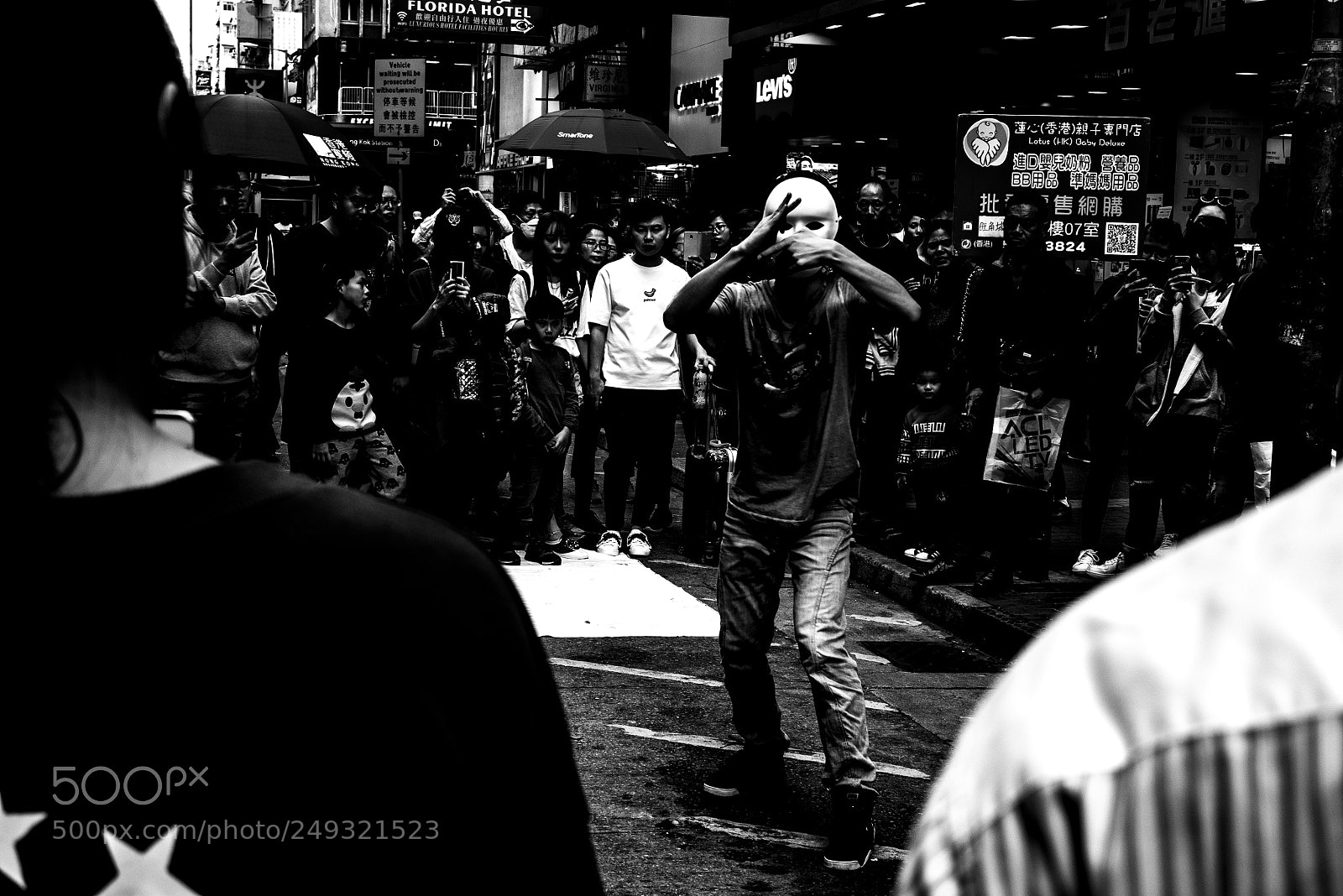Panasonic Lumix DMC-GM1 sample photo. Hk people photography
