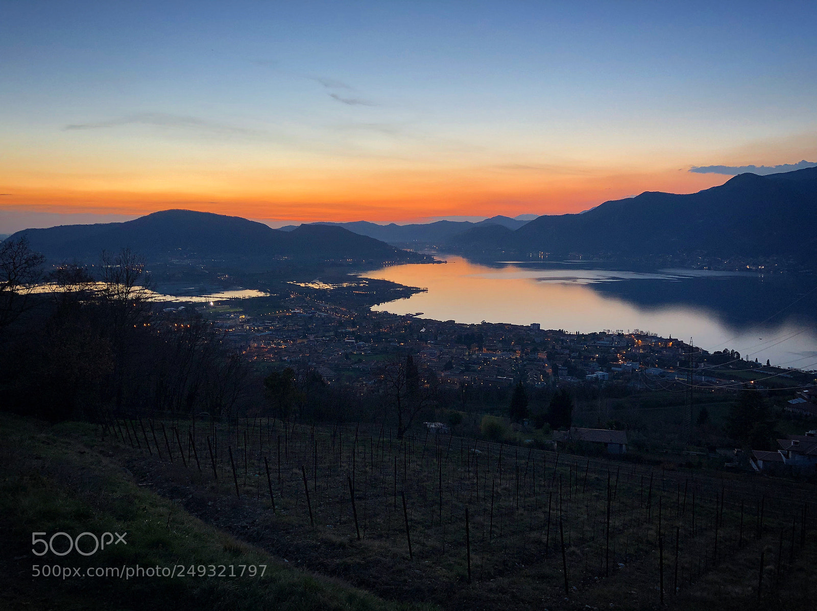 Apple iPhone X sample photo. Iseo ( bs ) photography