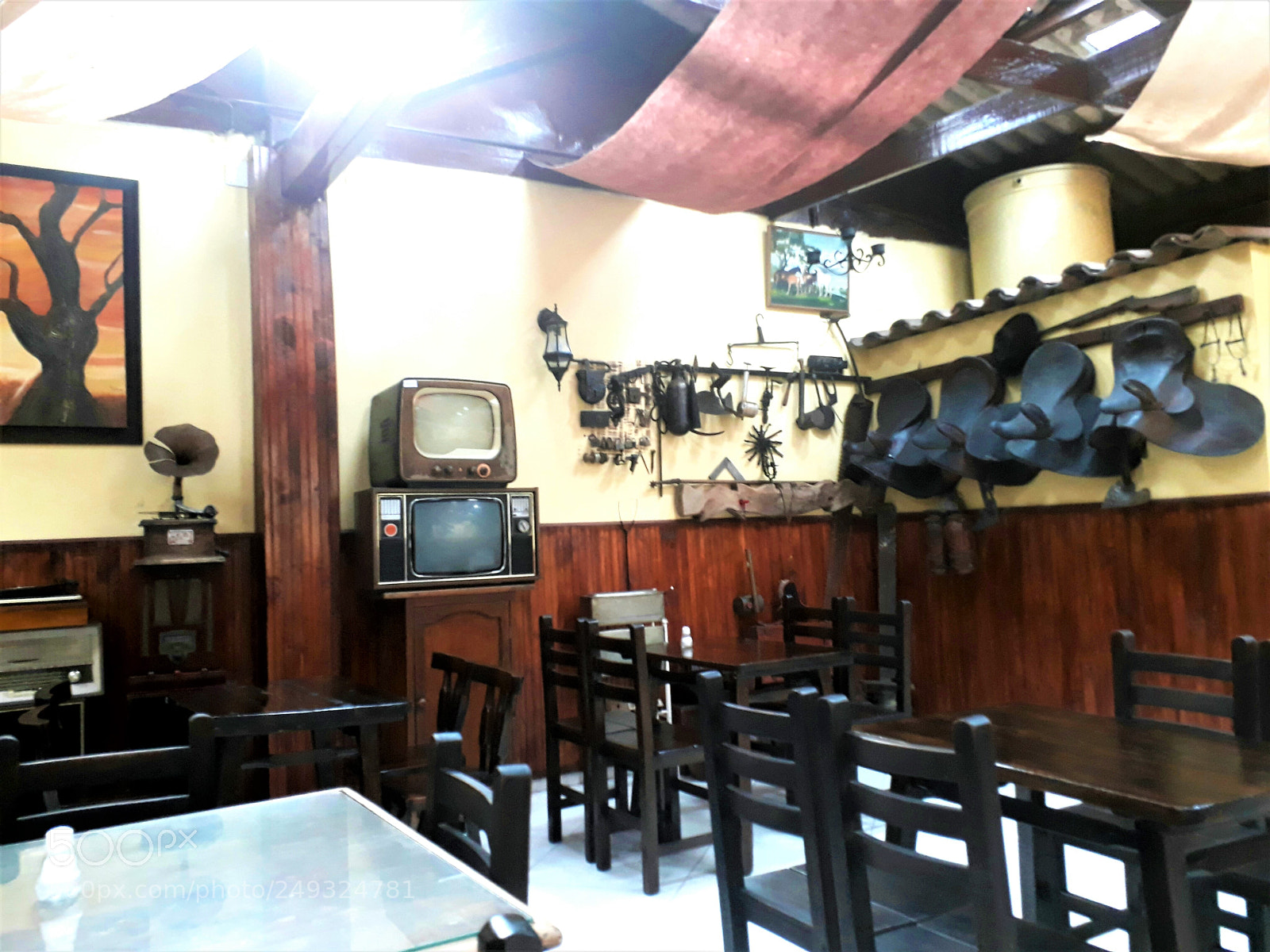 Samsung Galaxy J7 Prime sample photo. Restaurante a la antigua! photography