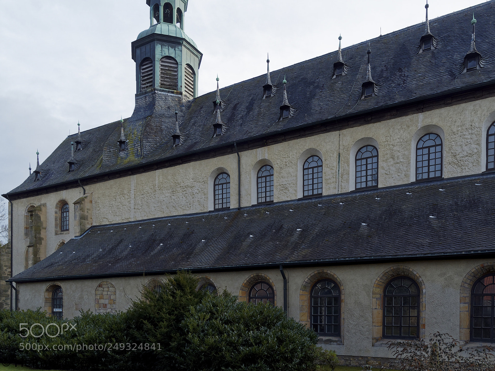 Olympus OM-D E-M5 sample photo. Sz-ringelheim, st. abdon u photography