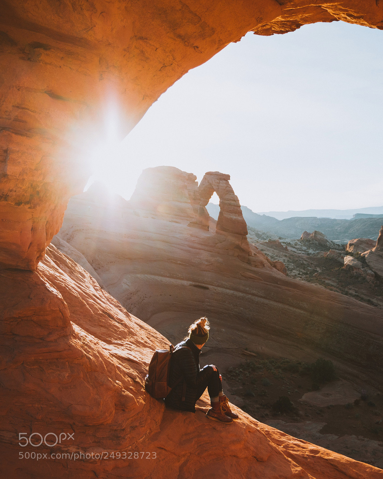 Canon EOS 5D Mark IV sample photo. Sunrise at arches np. photography