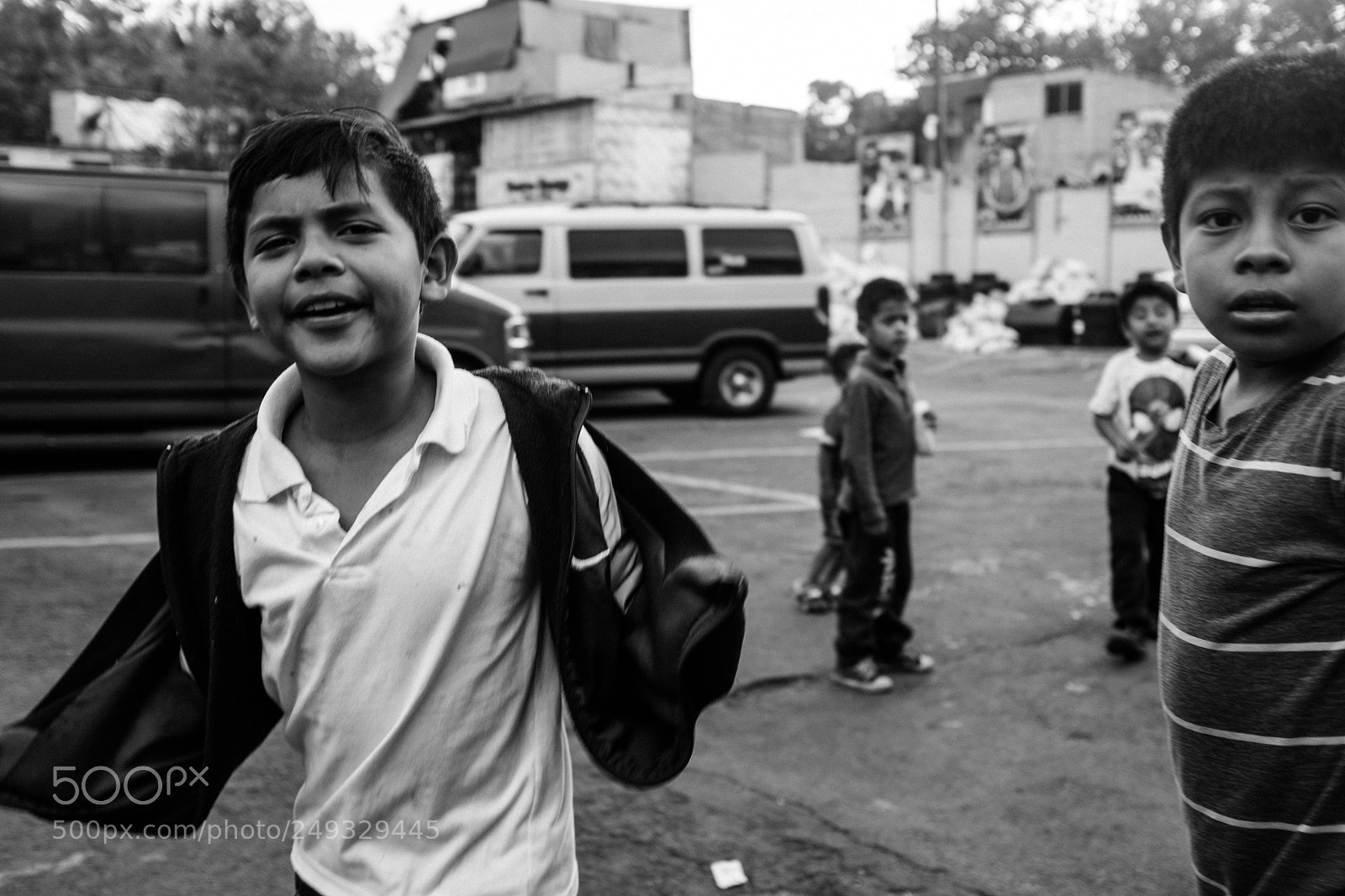 Fujifilm X100F sample photo. Mexico city street kids photography