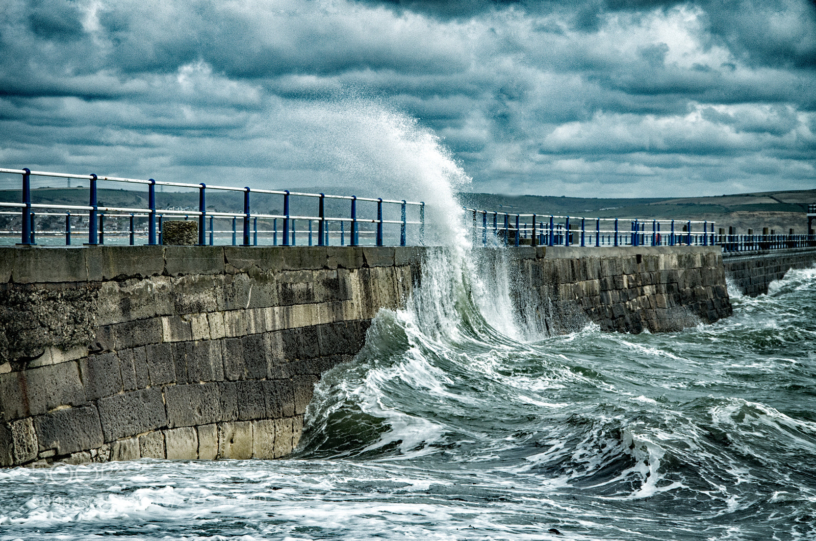 Pentax K-50 sample photo. Weymouth wave photography