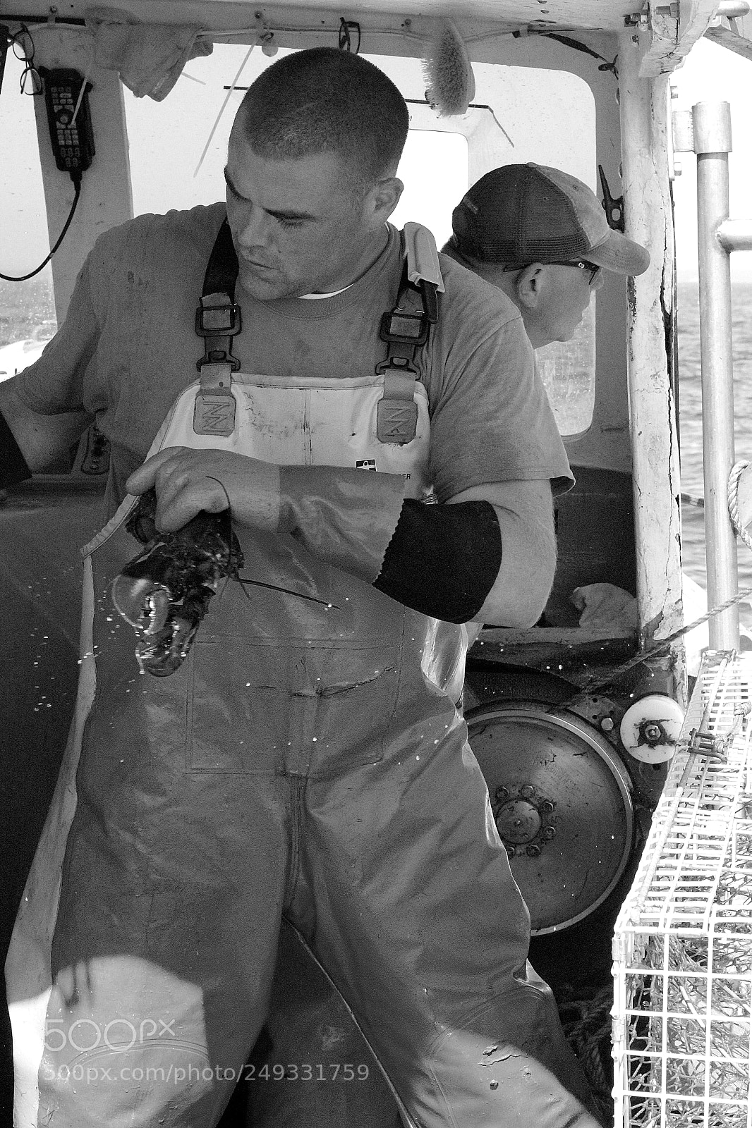 Canon EOS 600D (Rebel EOS T3i / EOS Kiss X5) sample photo. Men at work photography