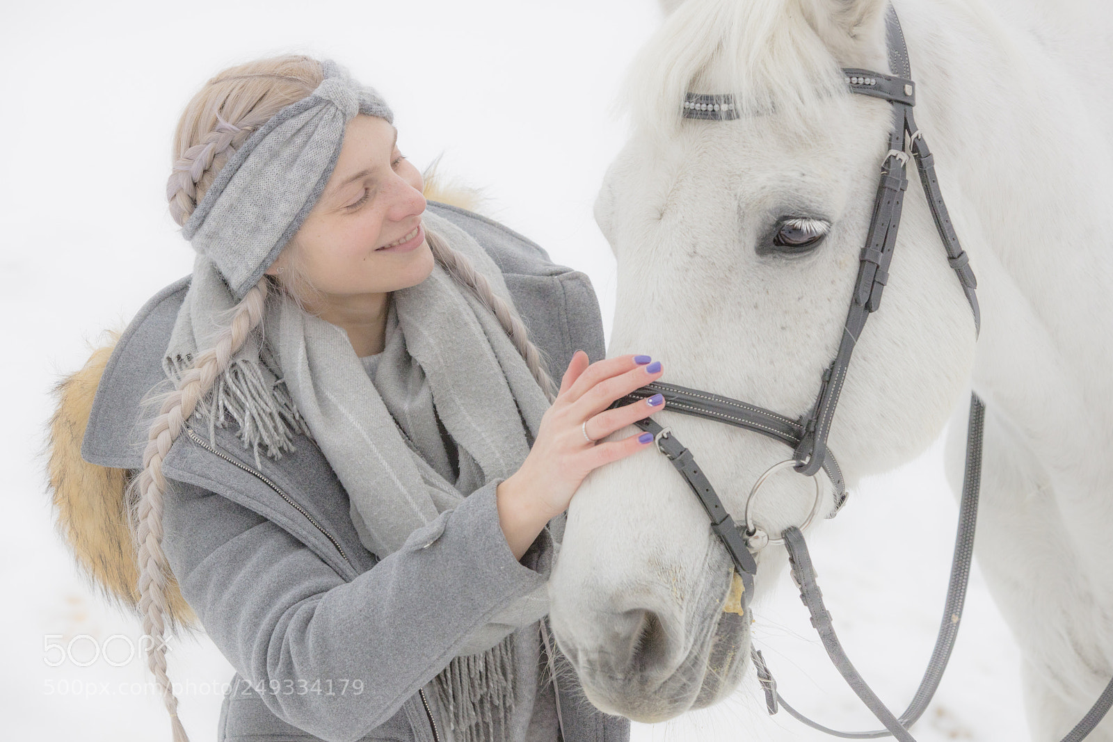 Canon EOS 5DS sample photo. Friends in grey photography