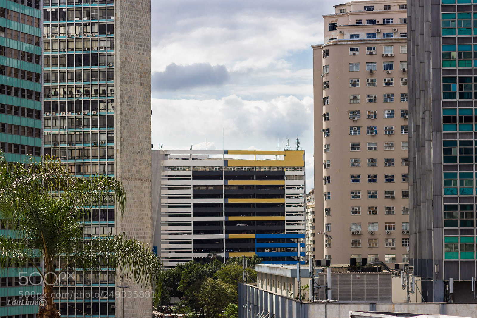 Canon EOS 700D (EOS Rebel T5i / EOS Kiss X7i) sample photo. Rio downtown photography