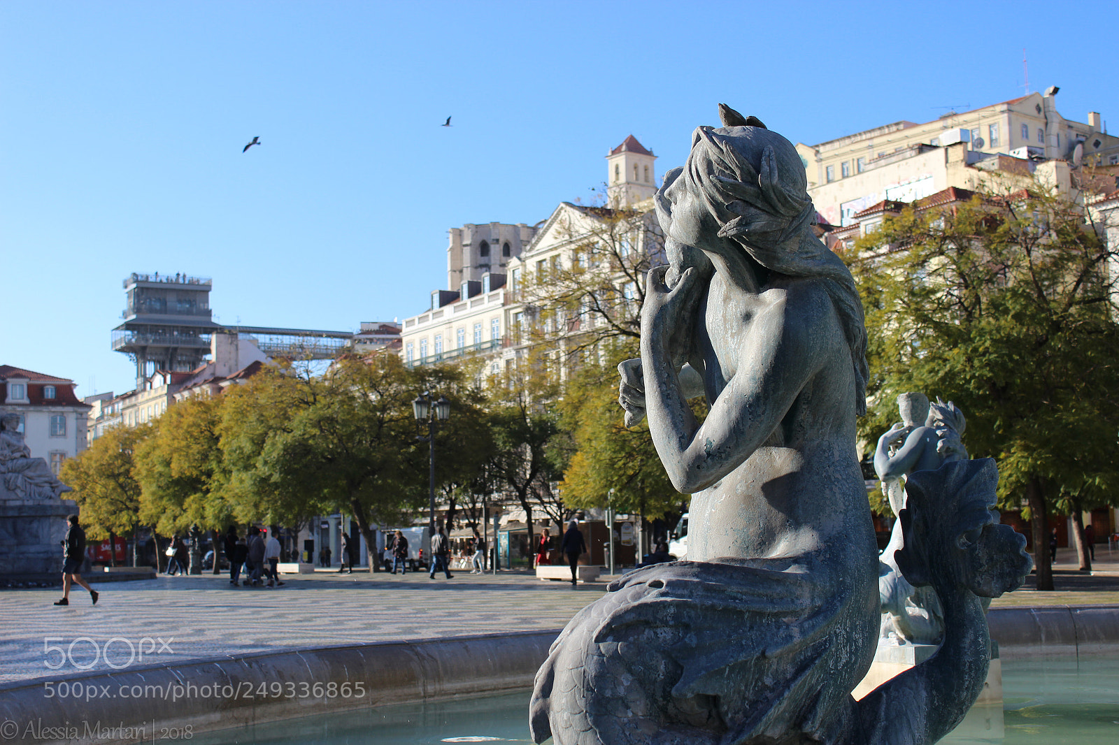 Canon EOS 600D (Rebel EOS T3i / EOS Kiss X5) sample photo. Rossio fountain photography