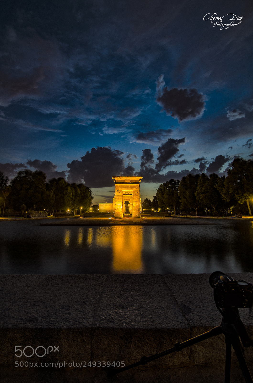 Nikon D7000 sample photo. Always the same and photography