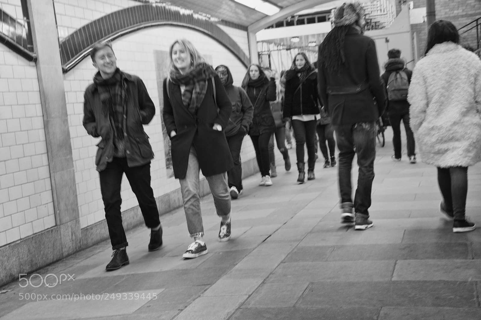 Nikon D500 sample photo. Walking on the thames photography