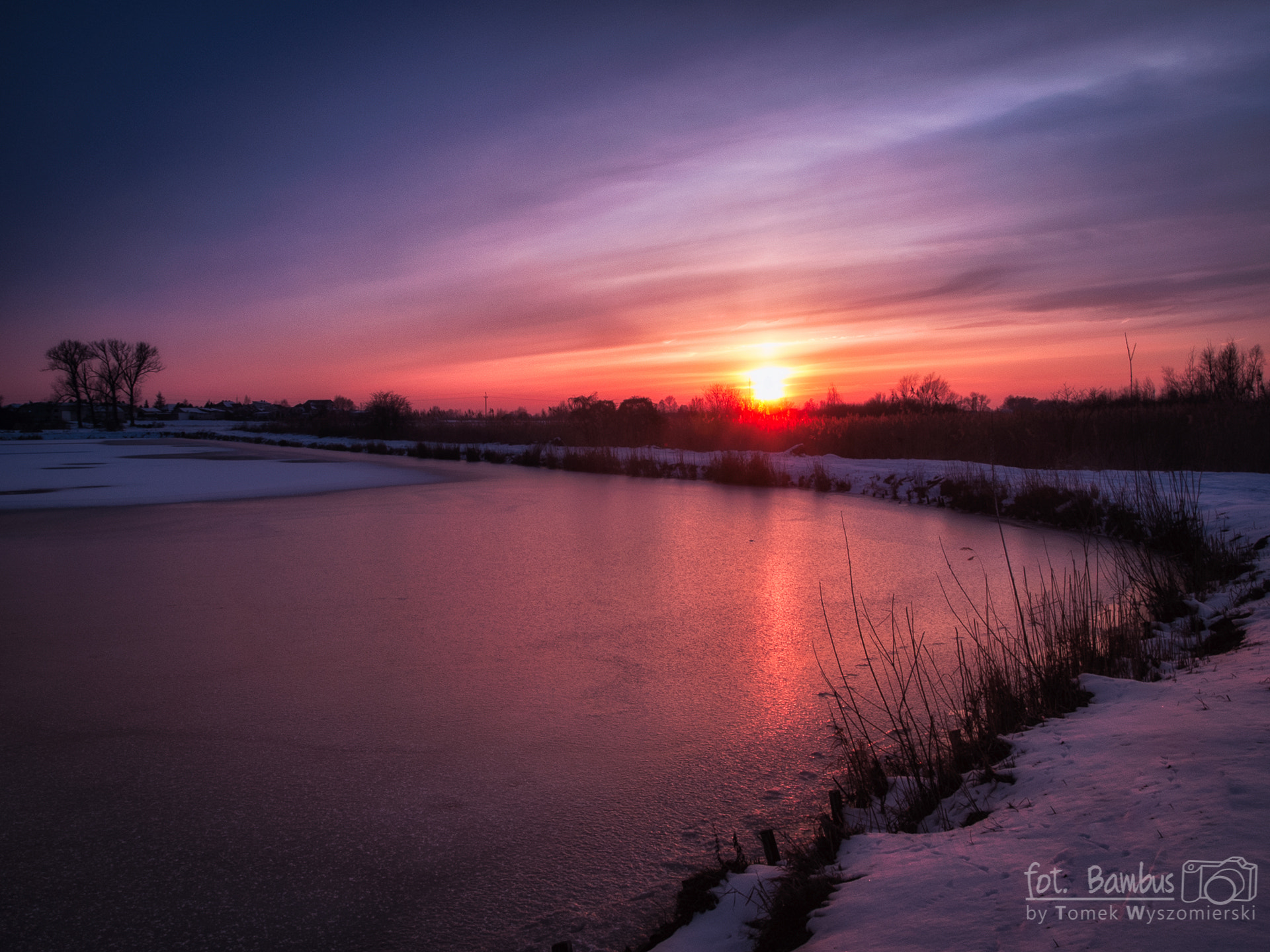 Olympus E-1 sample photo. Frozen sunset photography