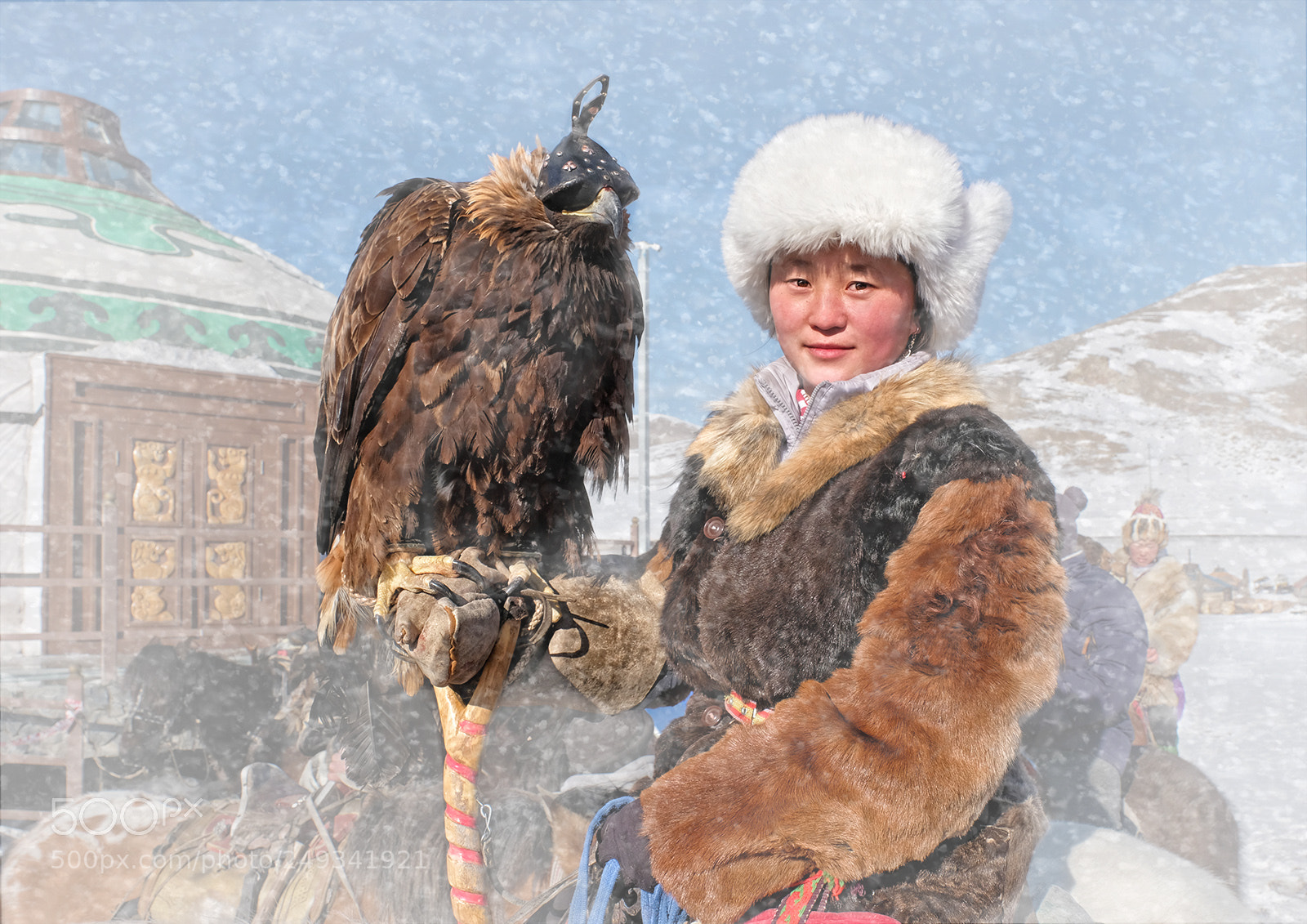 Fujifilm X-T2 sample photo. Young eagle huntress photography